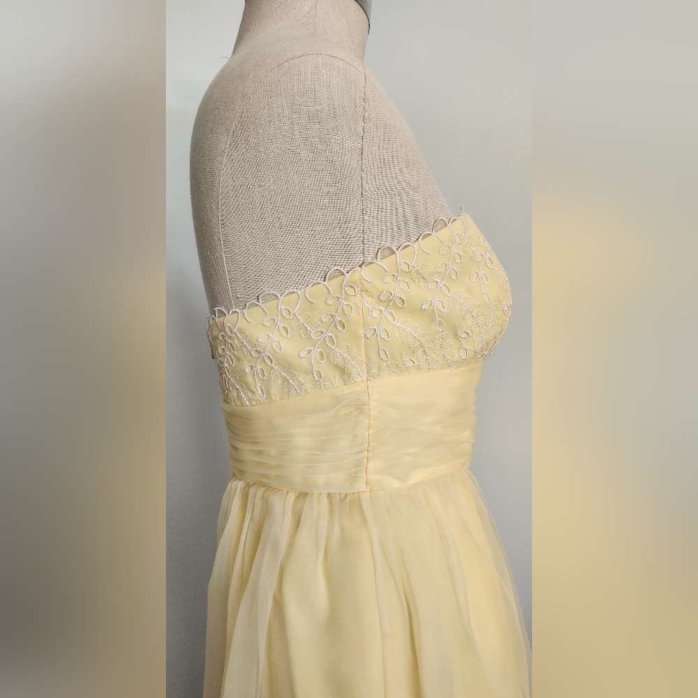 Convertible Strapless Eyelet Dress - Picture 7 of 16